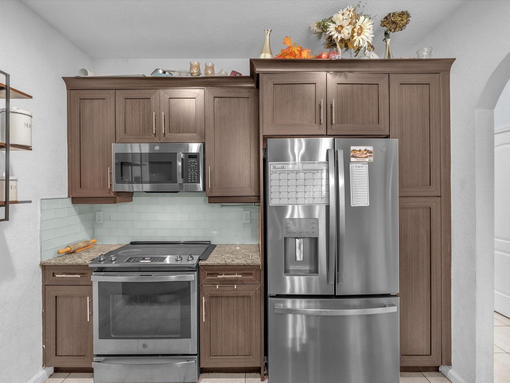 COLONY RESERVE - Residential