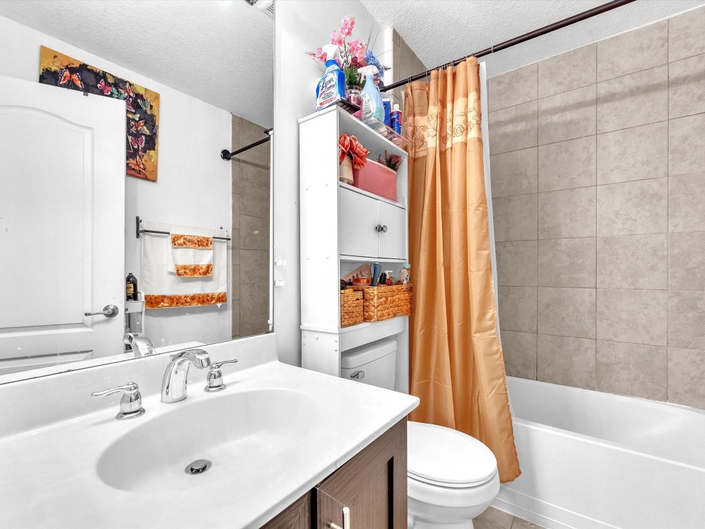 COLONY RESERVE - Residential