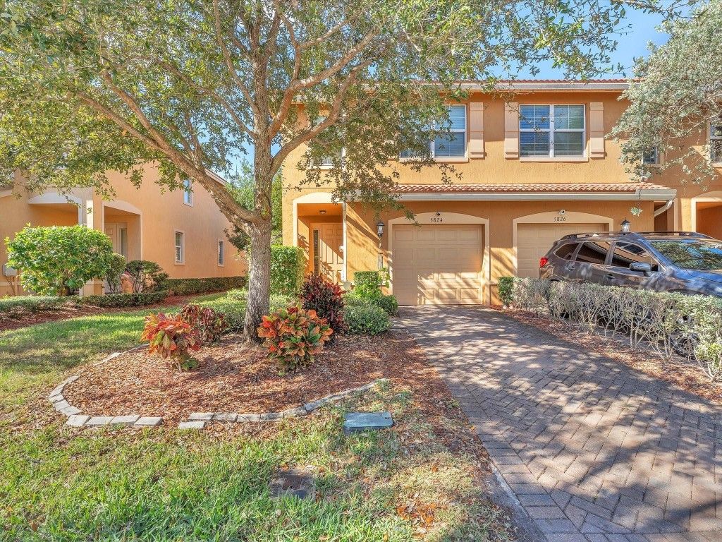 Photo of 5824 Monterra Club Drive #5824, Lake Worth, FL 33463 (MLS # F10546414)