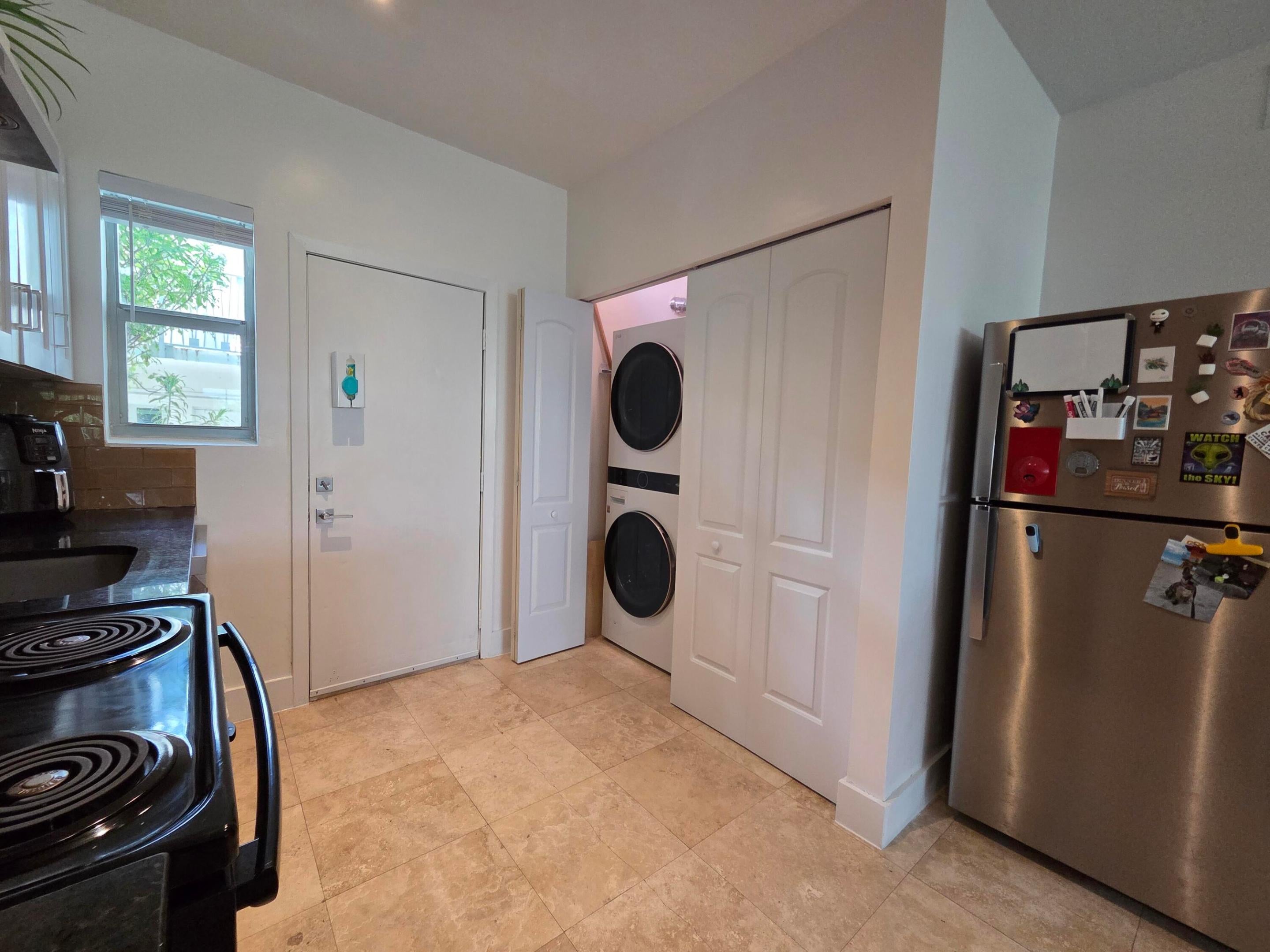1045 Lenox Avenue 6
