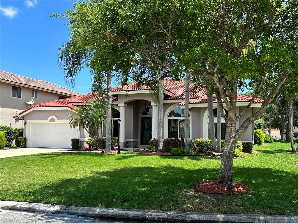 HIDDEN HAMMOCKS ESTATES - Residential