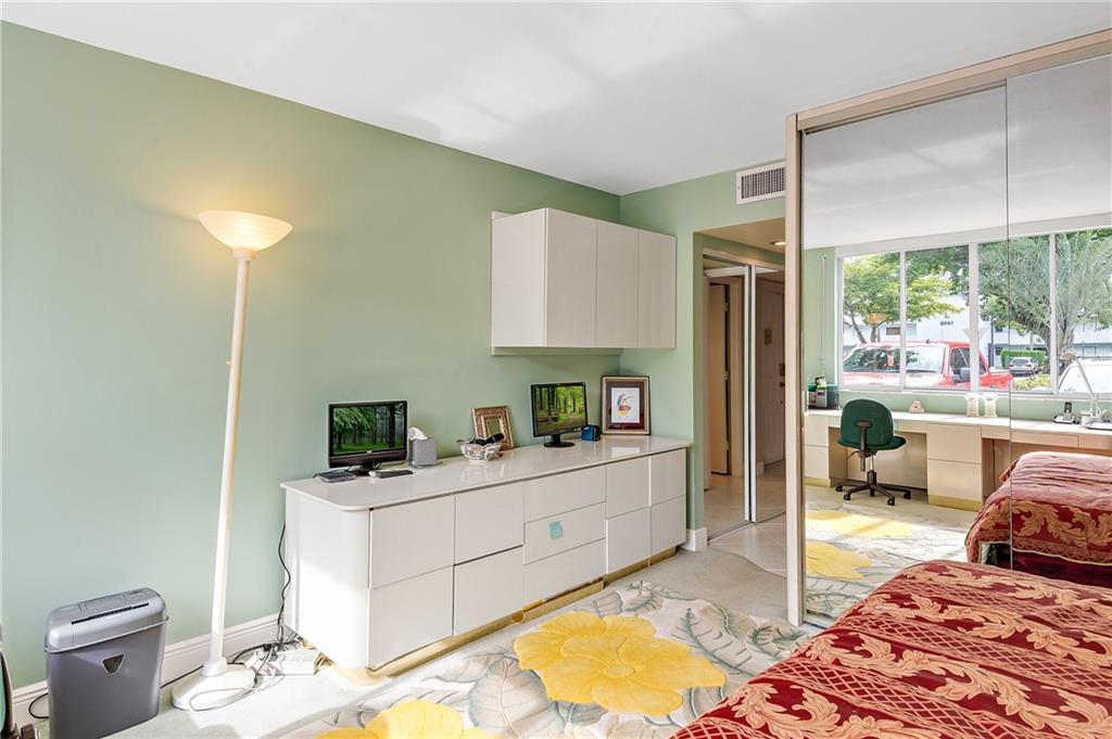 Sheridan By The Beach - Residential