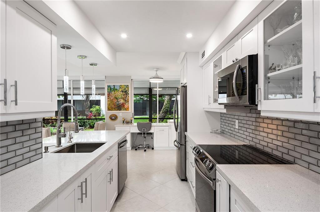 Sheridan By The Beach - Residential