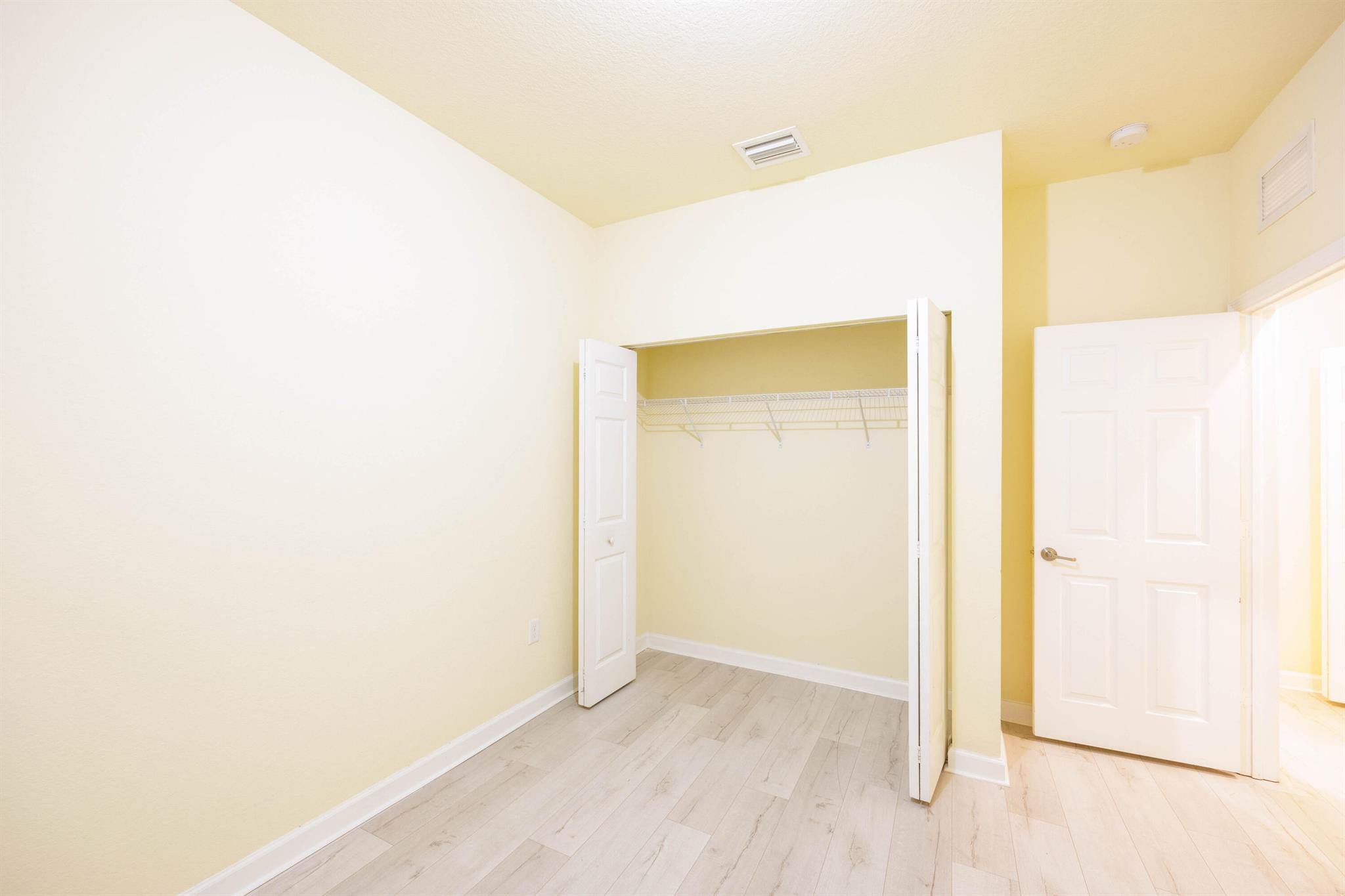 CHELSEA PLACE 181-150 B - Residential Lease