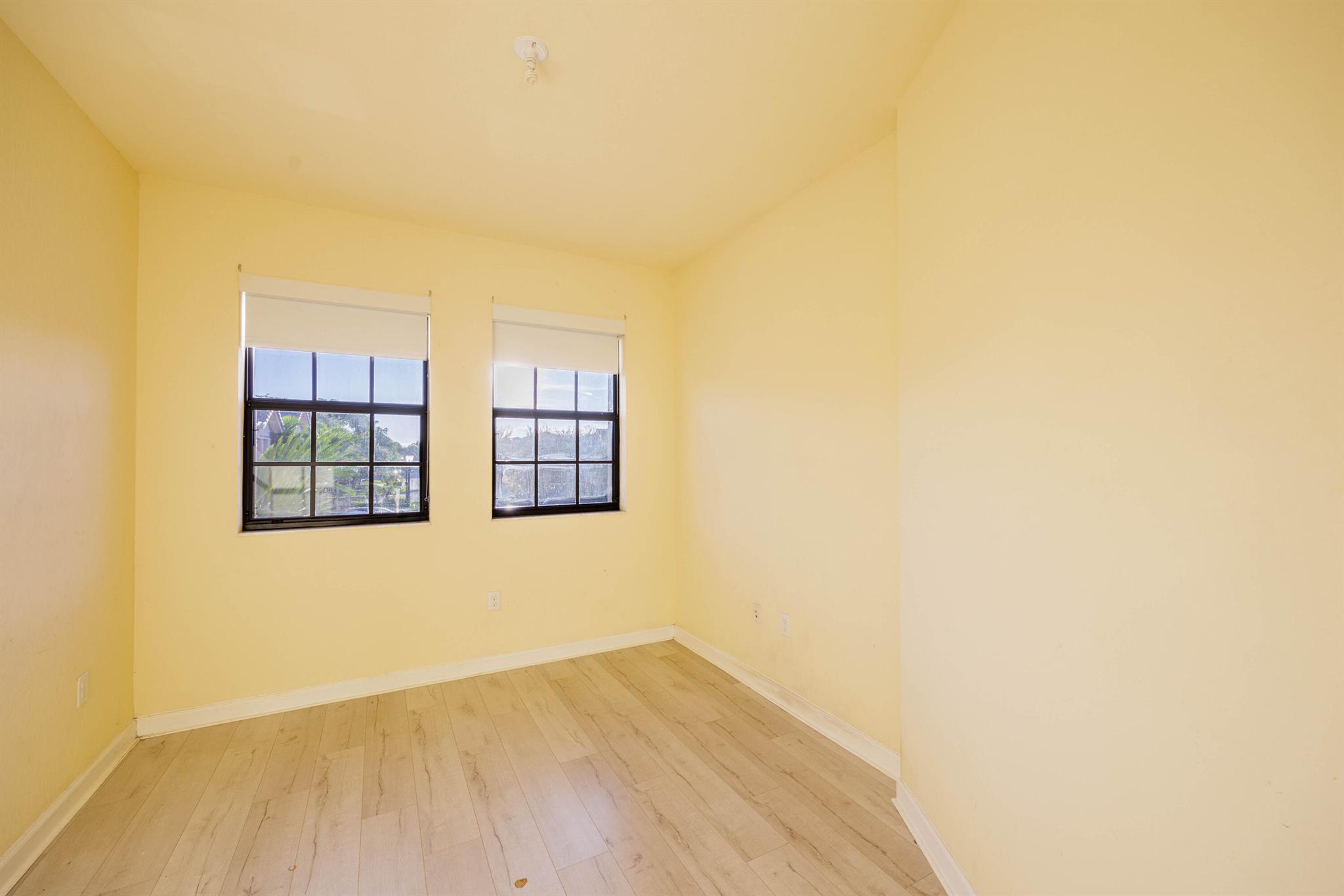 CHELSEA PLACE 181-150 B - Residential Lease