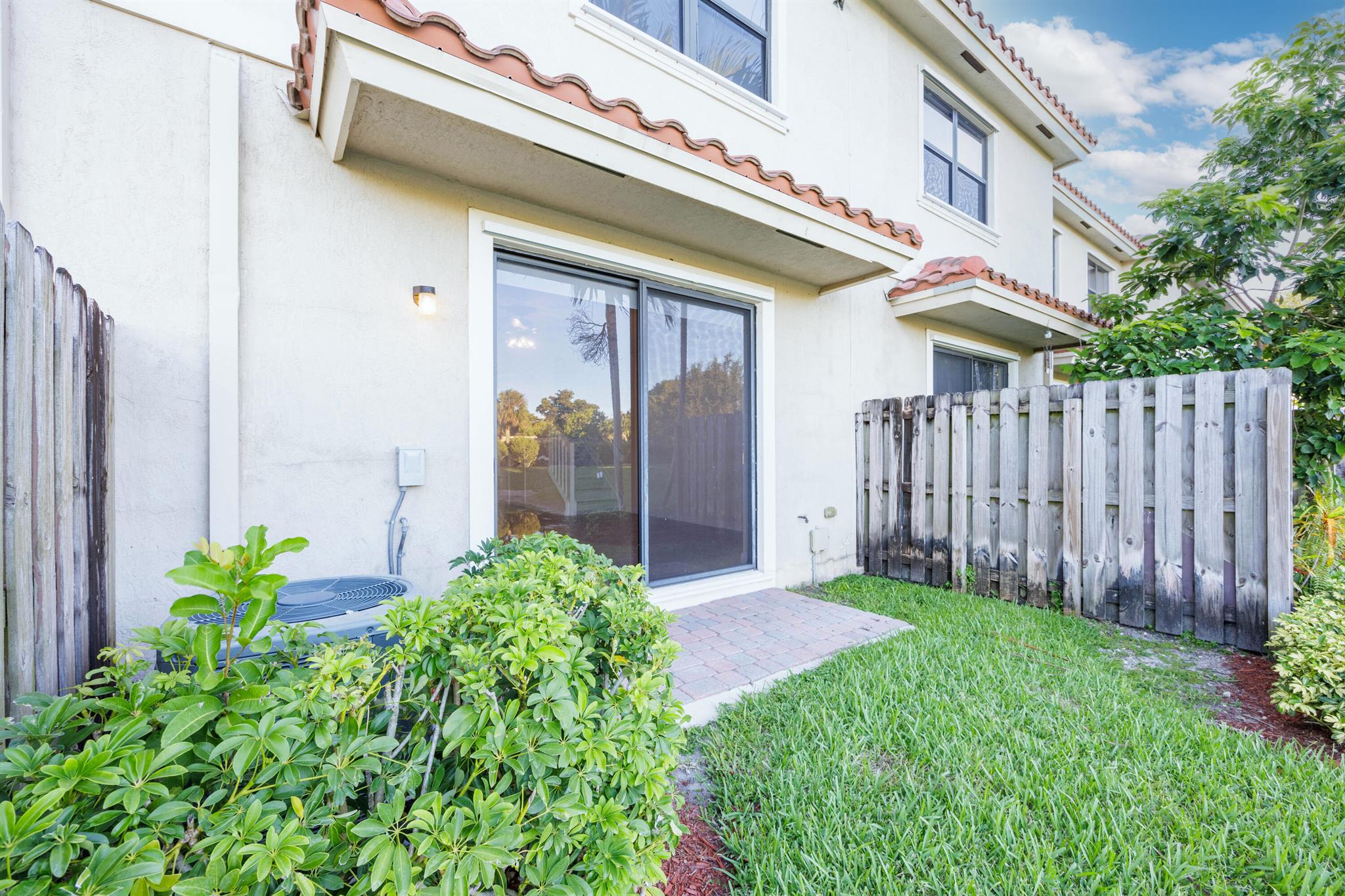 CHELSEA PLACE 181-150 B - Residential Lease