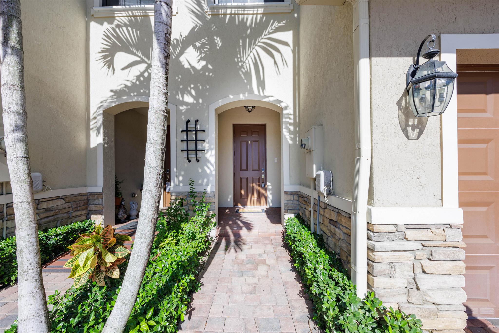 CHELSEA PLACE 181-150 B - Residential Lease