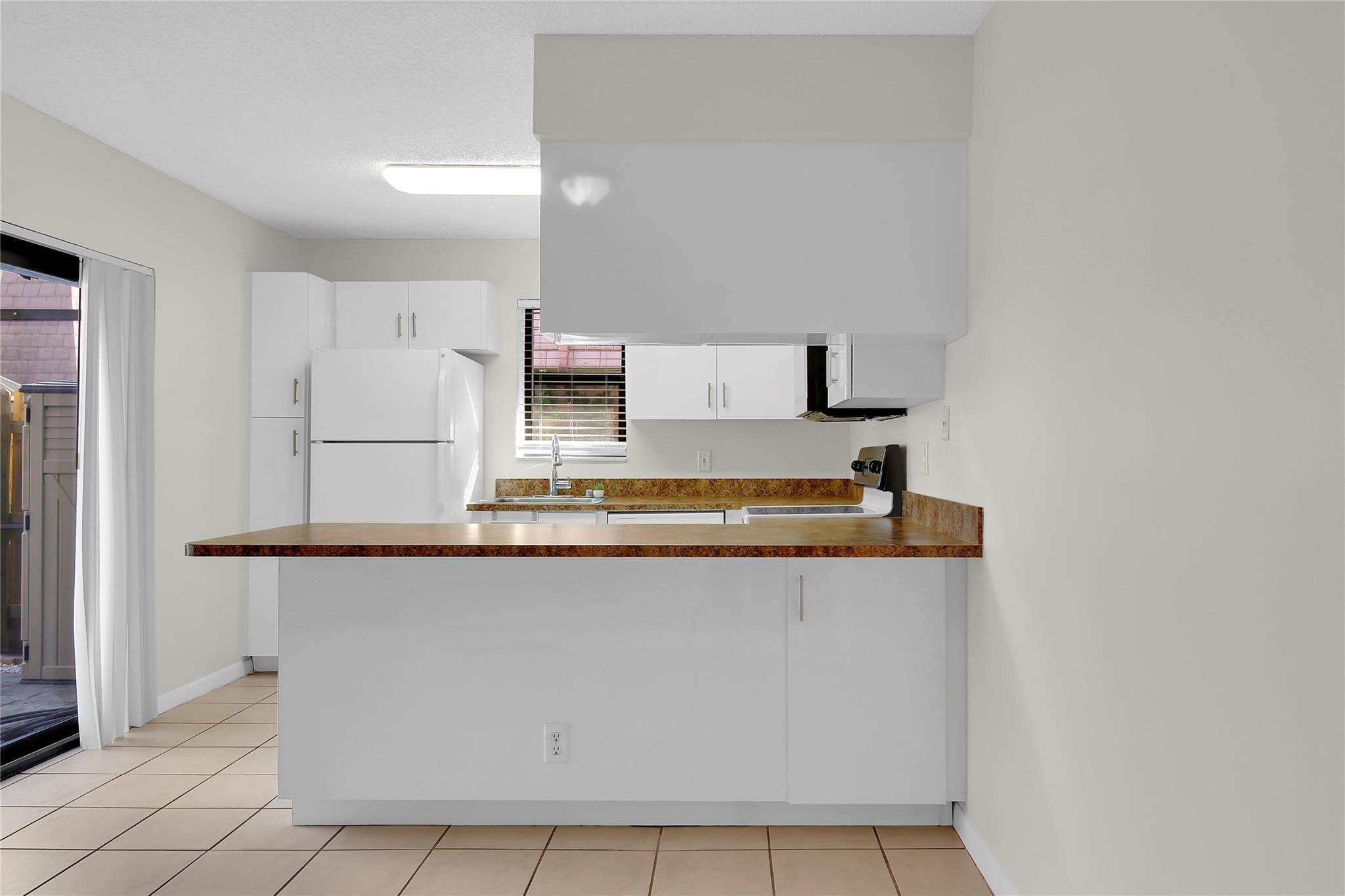 Courtyards At Boca - Residential Lease