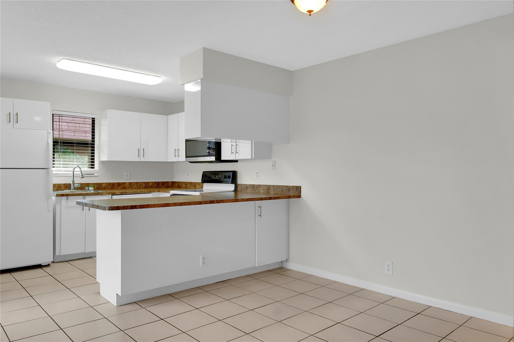 Courtyards At Boca - Residential Lease