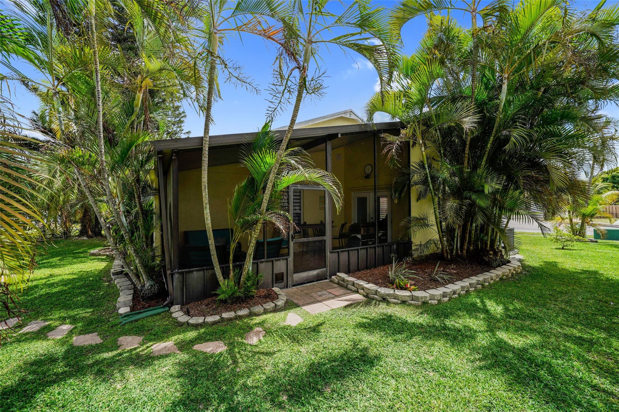 1141 SW 87th Ter