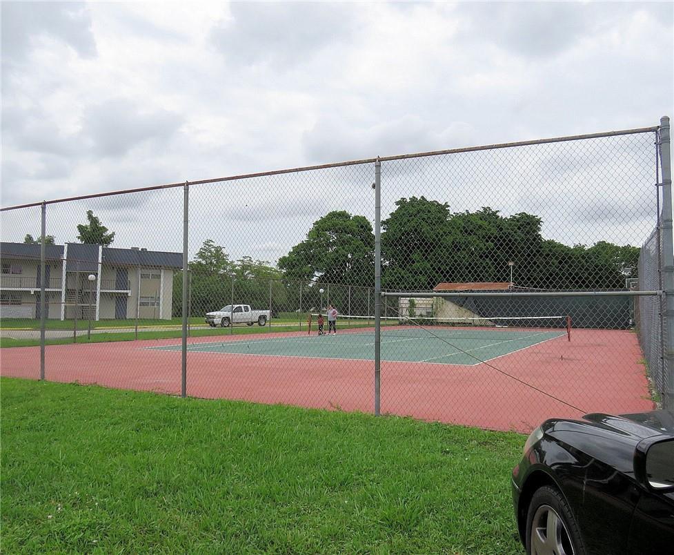 Versailles Gardens - Residential