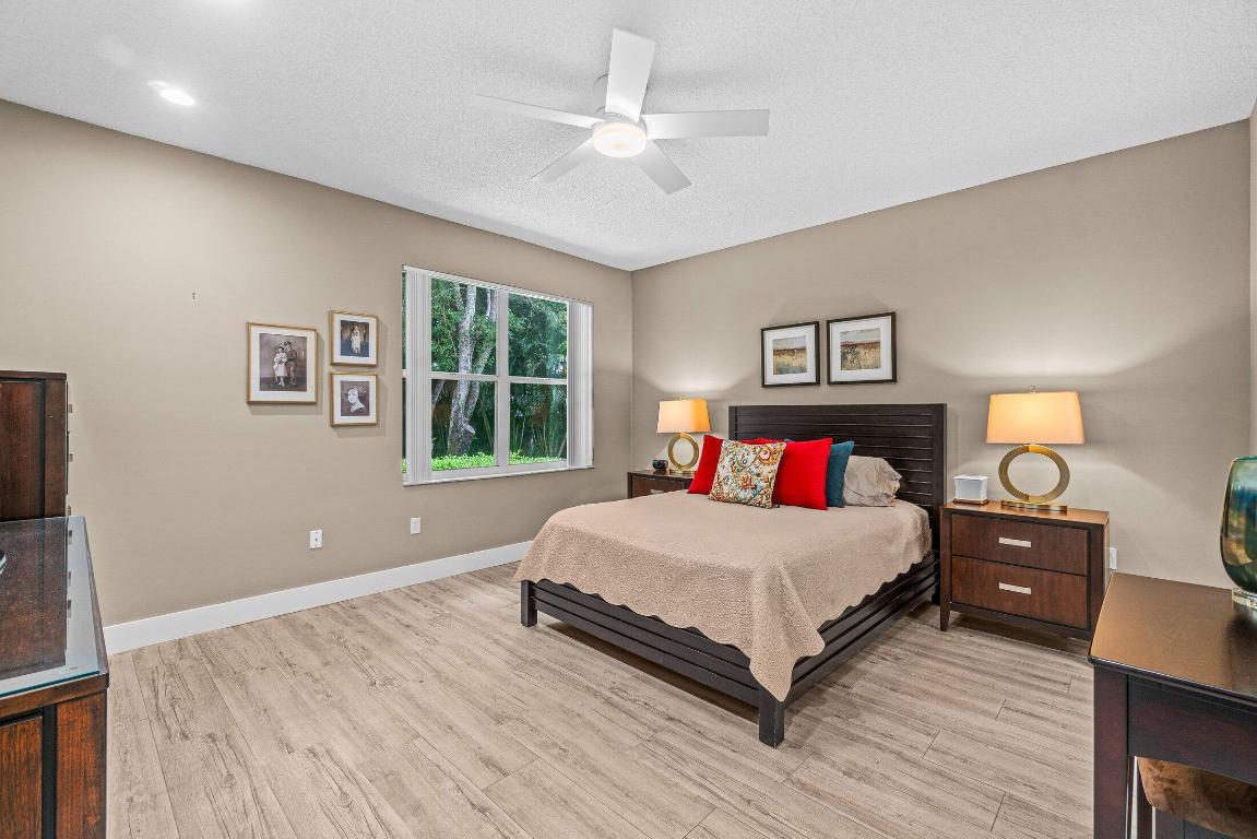 PALM ISLES - Residential