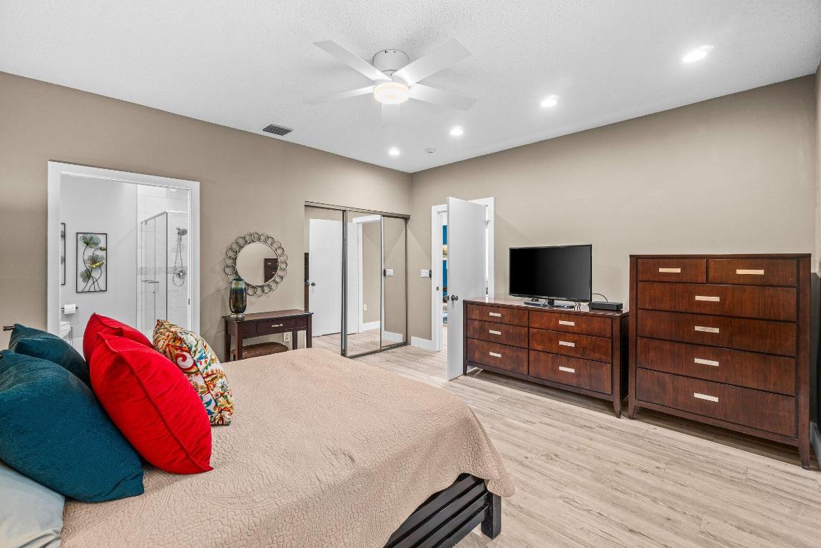 PALM ISLES - Residential