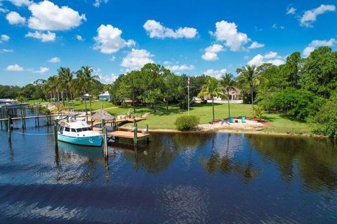 2561 SE North Lookout Boulevard Port St Lucie FL 34984