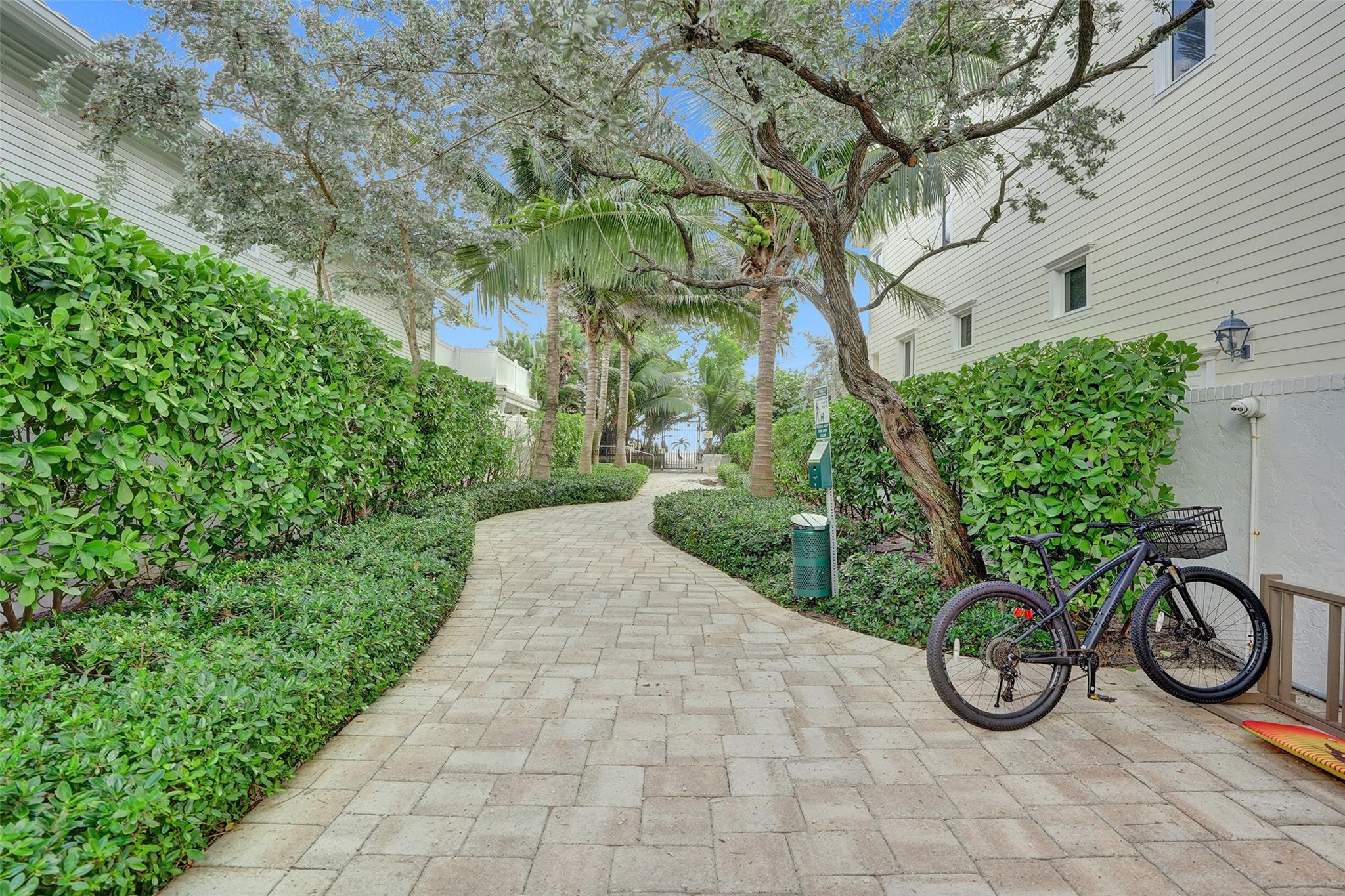 HILLSBORO SHORES SEC - Residential Lease