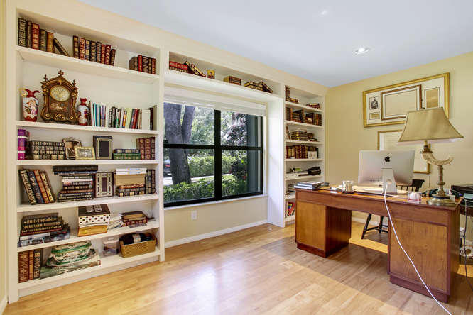 POLO ISLAND CONDO - Residential