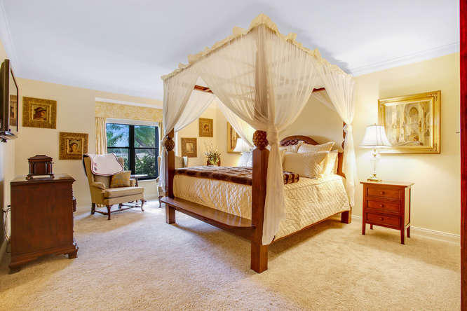 POLO ISLAND CONDO - Residential