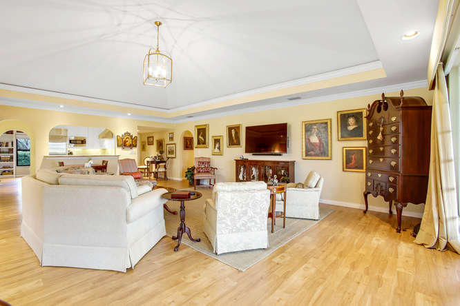 POLO ISLAND CONDO - Residential