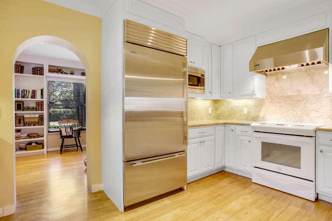 POLO ISLAND CONDO - Residential