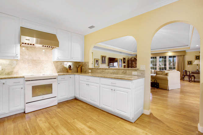 POLO ISLAND CONDO - Residential