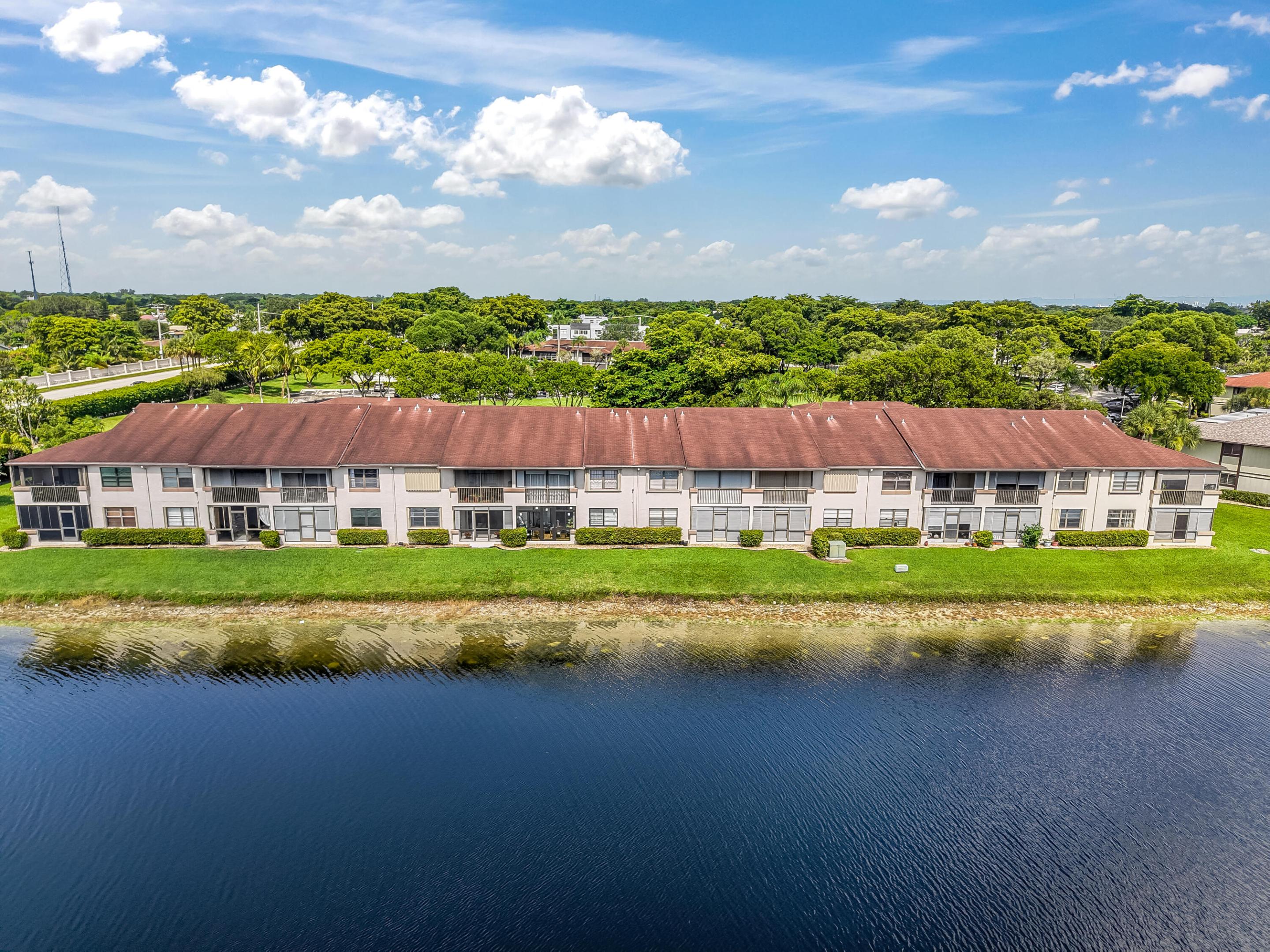 Tamarac Gardens - Residential
