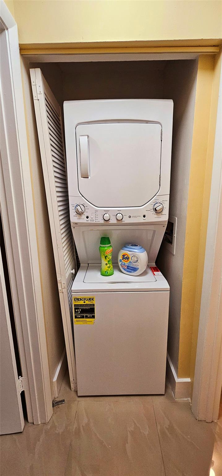 Reflections @ Pembroke Pi - Residential Lease