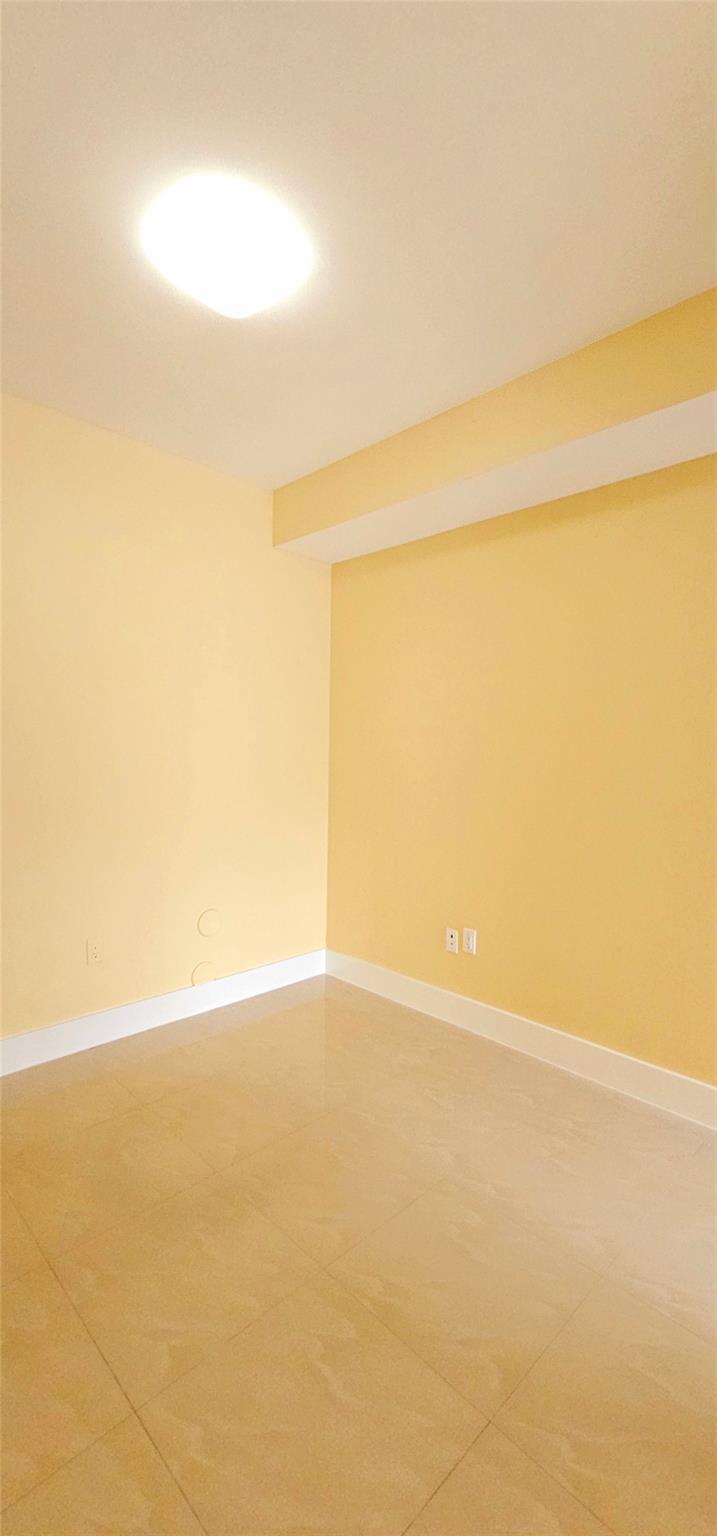 Reflections @ Pembroke Pi - Residential Lease