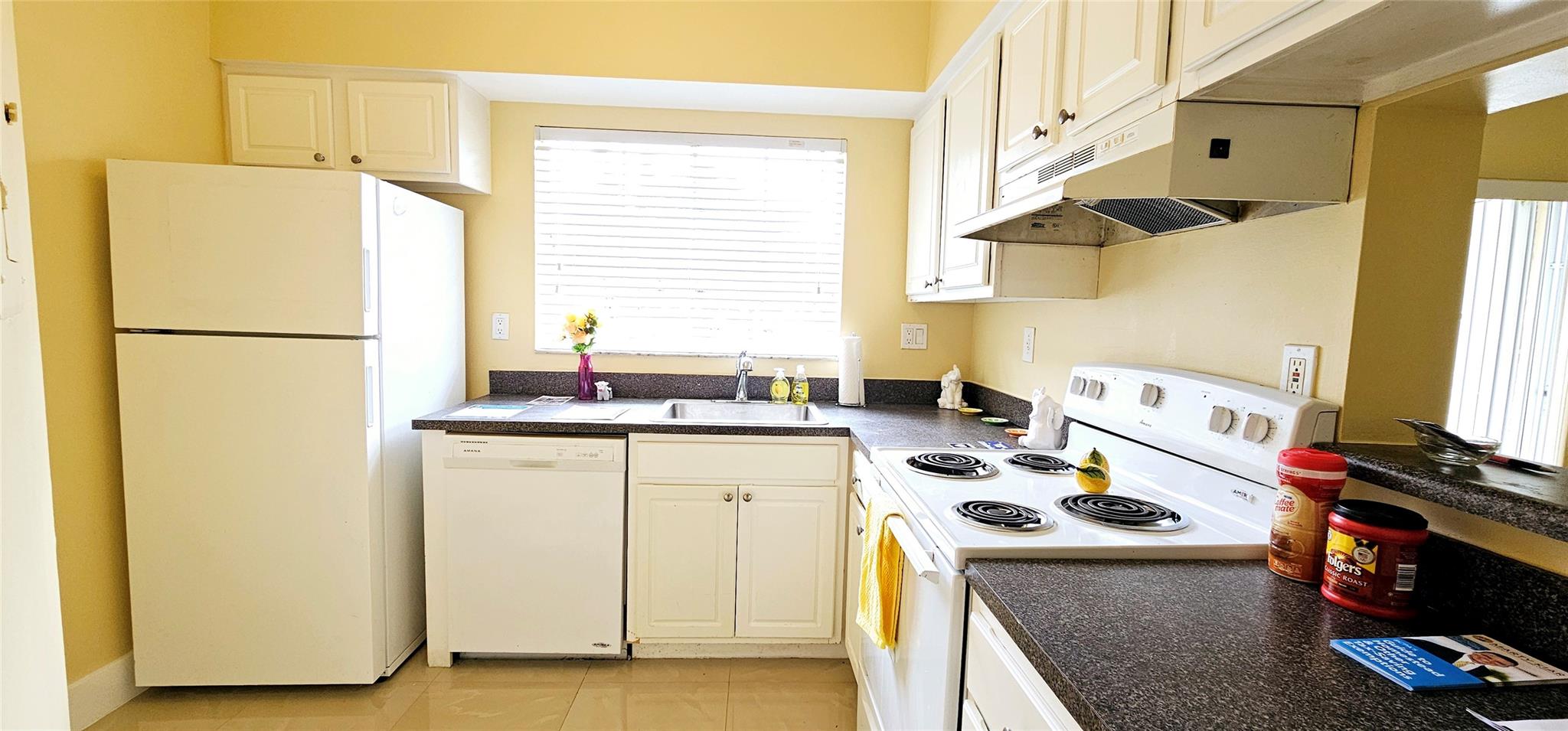 Reflections @ Pembroke Pi - Residential Lease