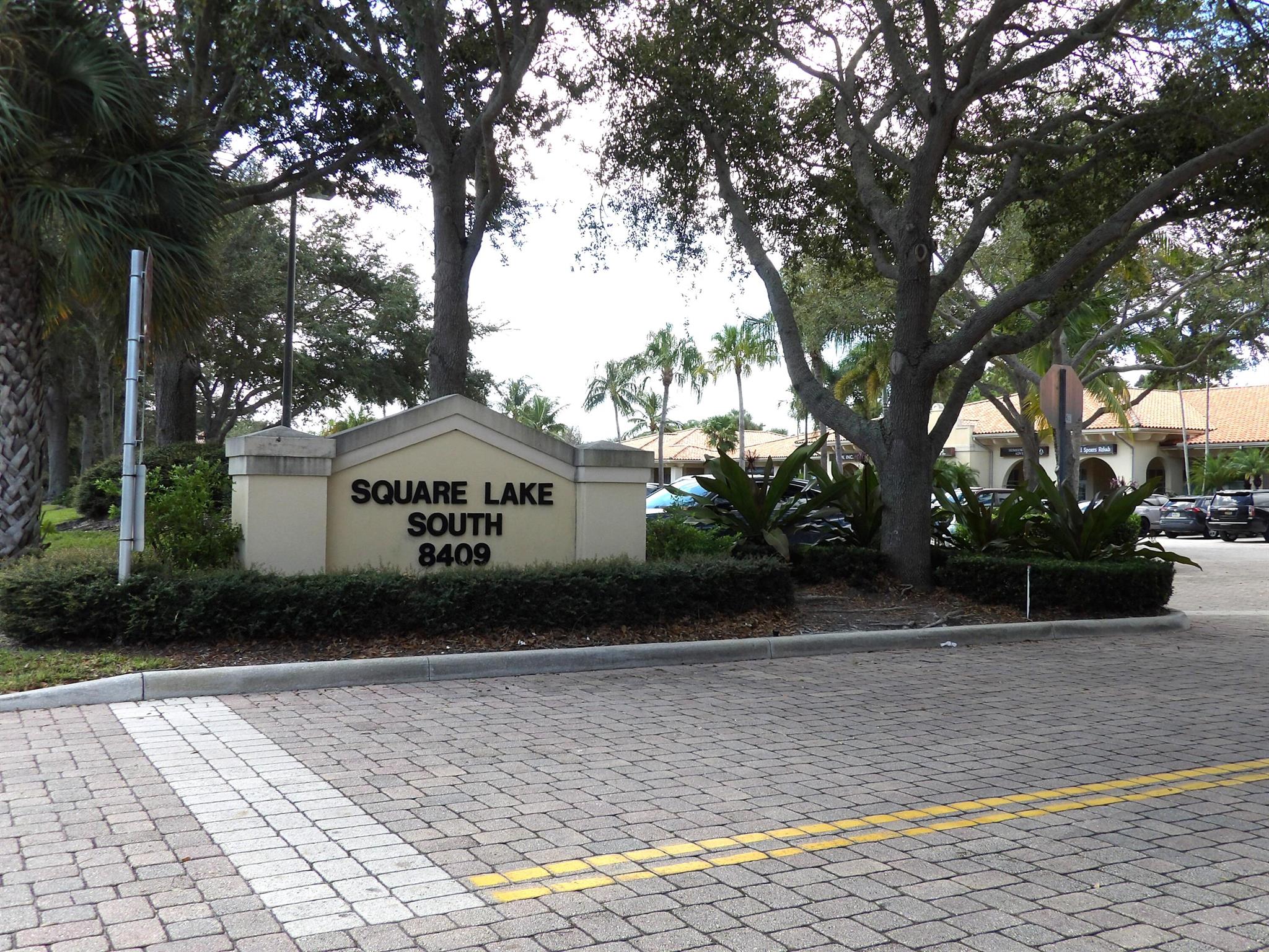 SQUARE LAKE COMMERCIAL CO - Commercial Lease