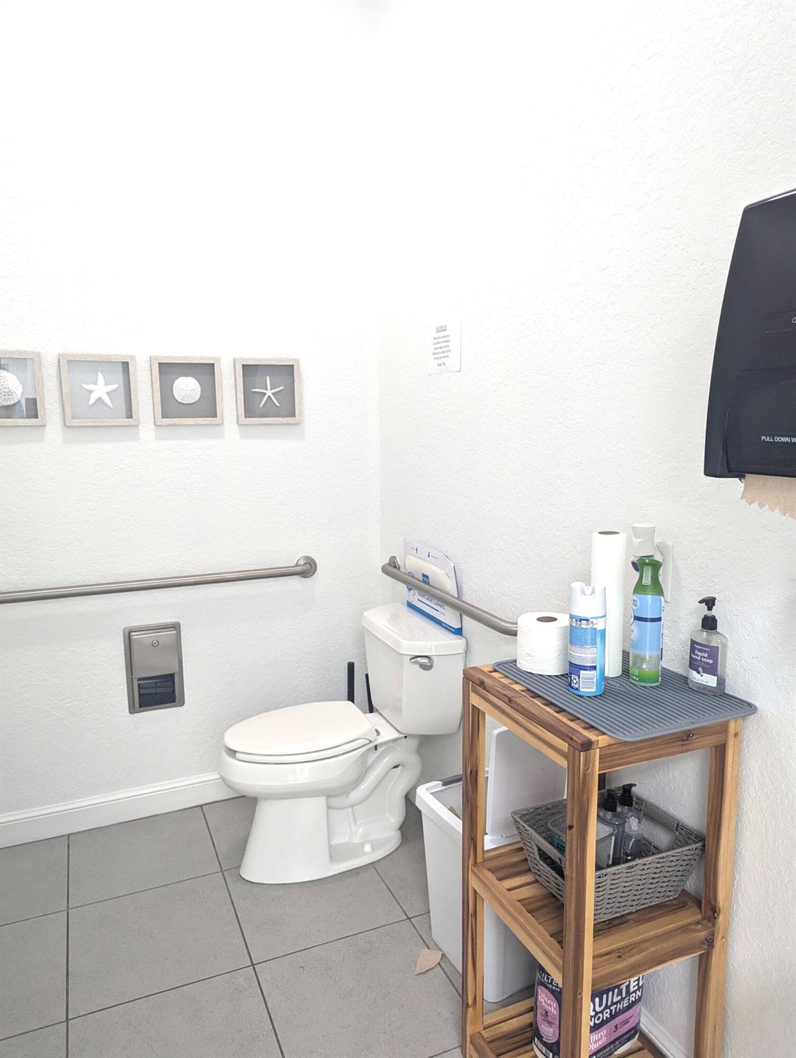 SQUARE LAKE COMMERCIAL CO - Commercial Lease