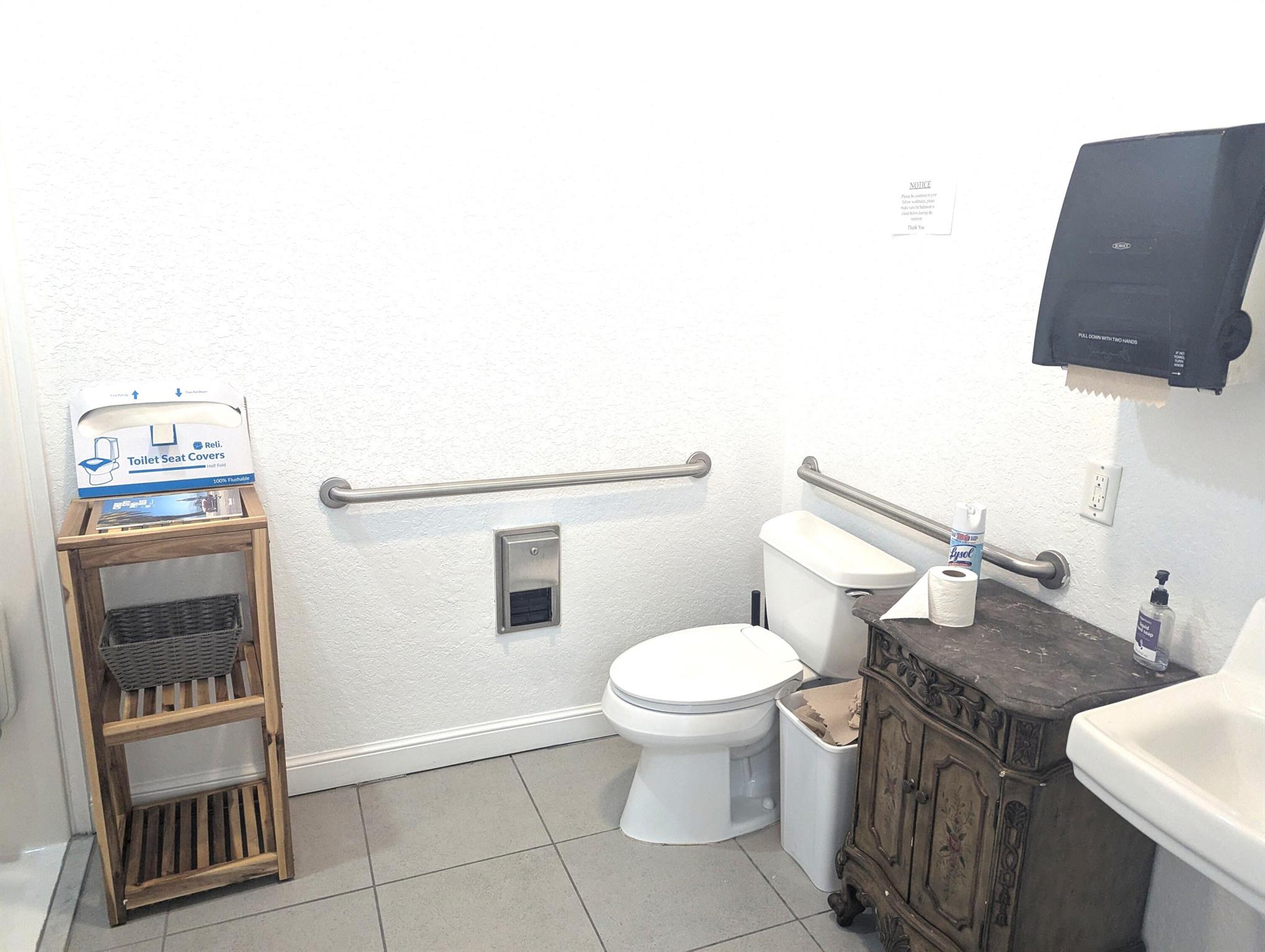 SQUARE LAKE COMMERCIAL CO - Commercial Lease