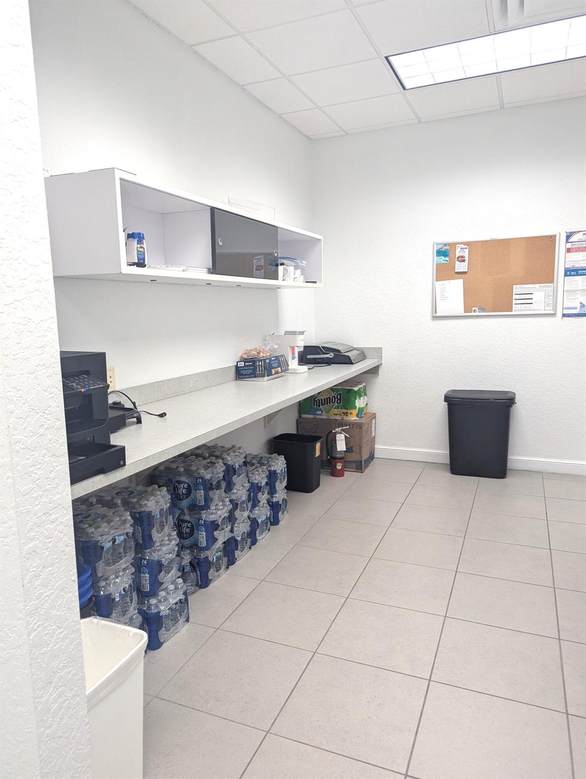 SQUARE LAKE COMMERCIAL CO - Commercial Lease