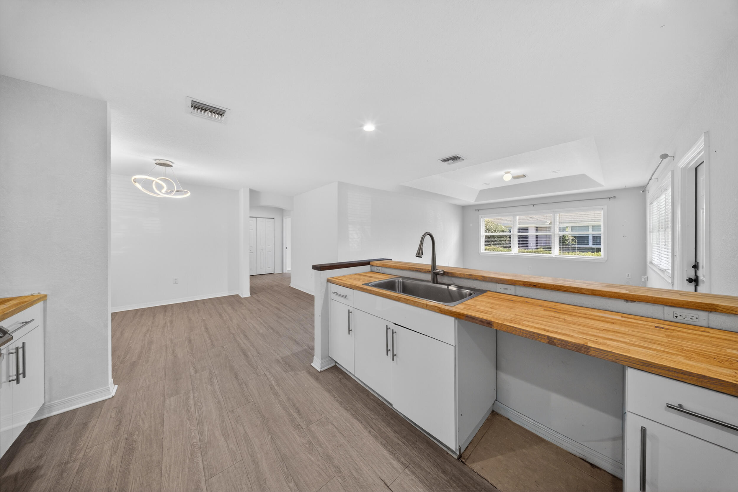 THE PRESERVE AT THE SAVANNAHS CONDOMINIUM - Residential