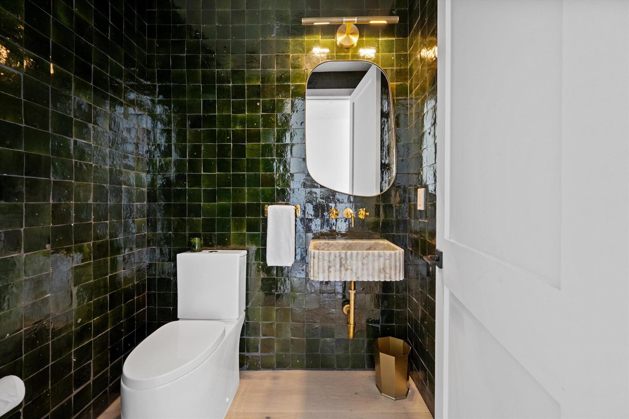 EAGLES LANDING OF P B POL - Residential