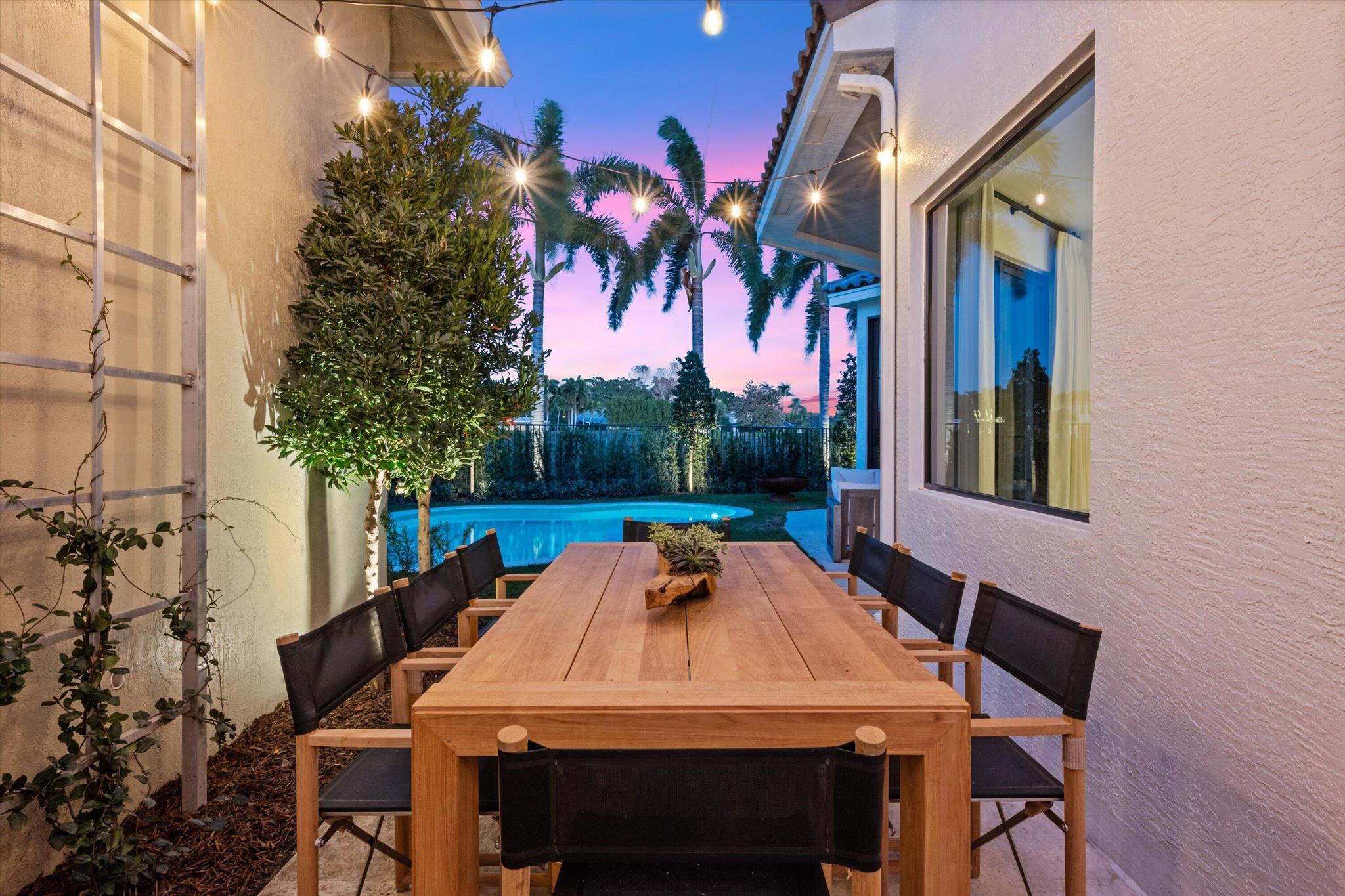 EAGLES LANDING OF P B POL - Residential