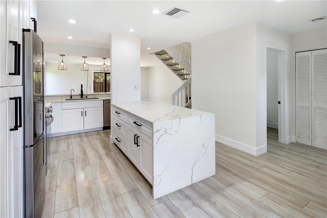MARINA VIEW CONDO - Residential