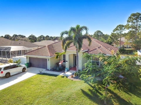Featured picture for the property R10766326