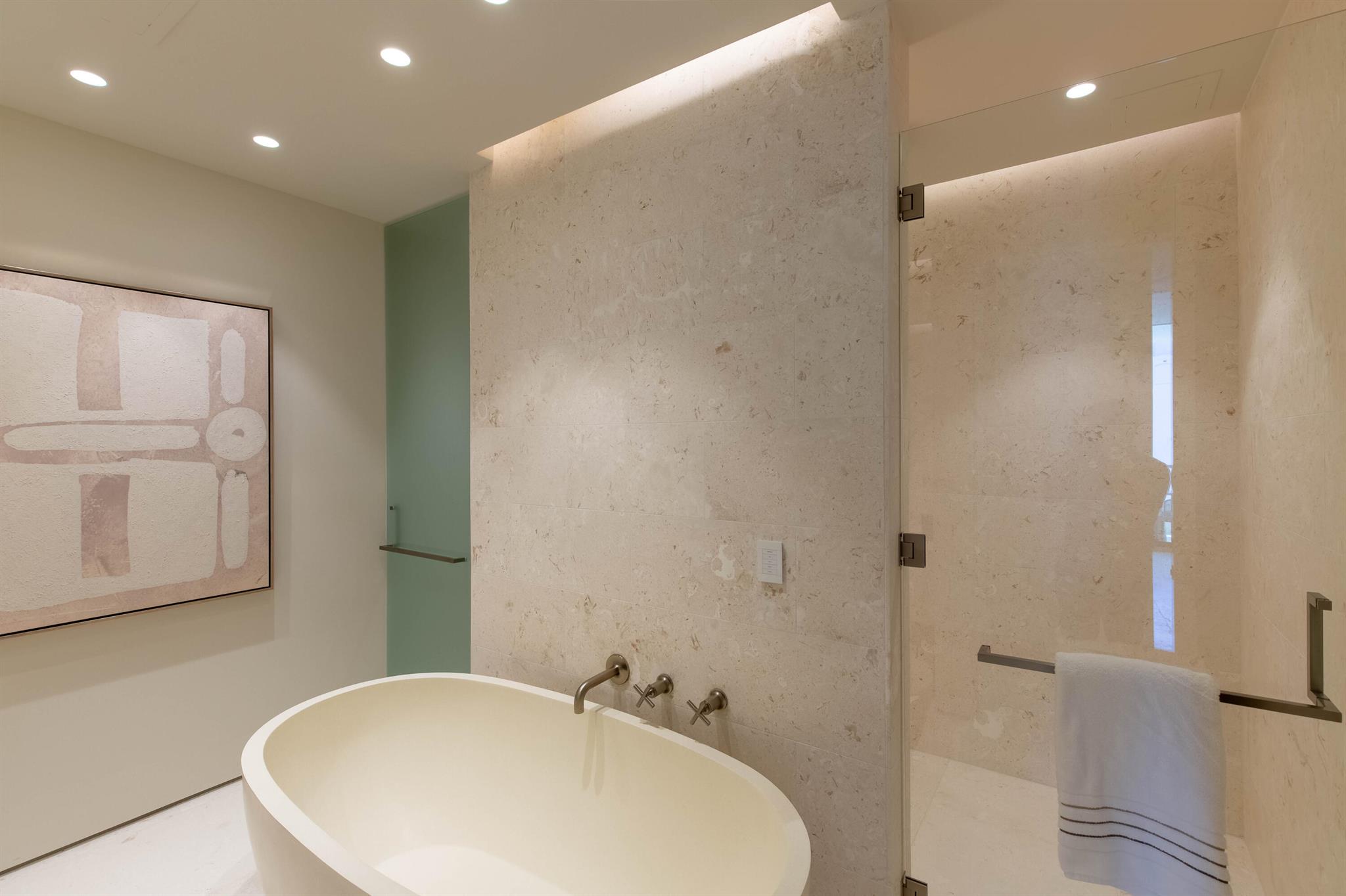 La Clara - Residential