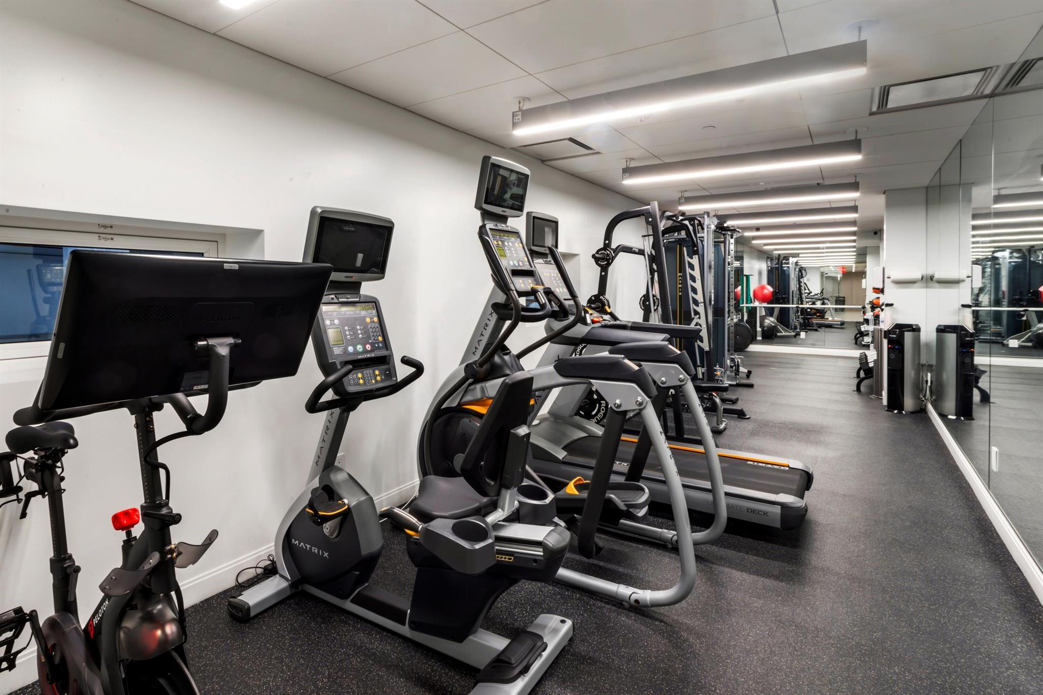 750 OCEAN - Residential