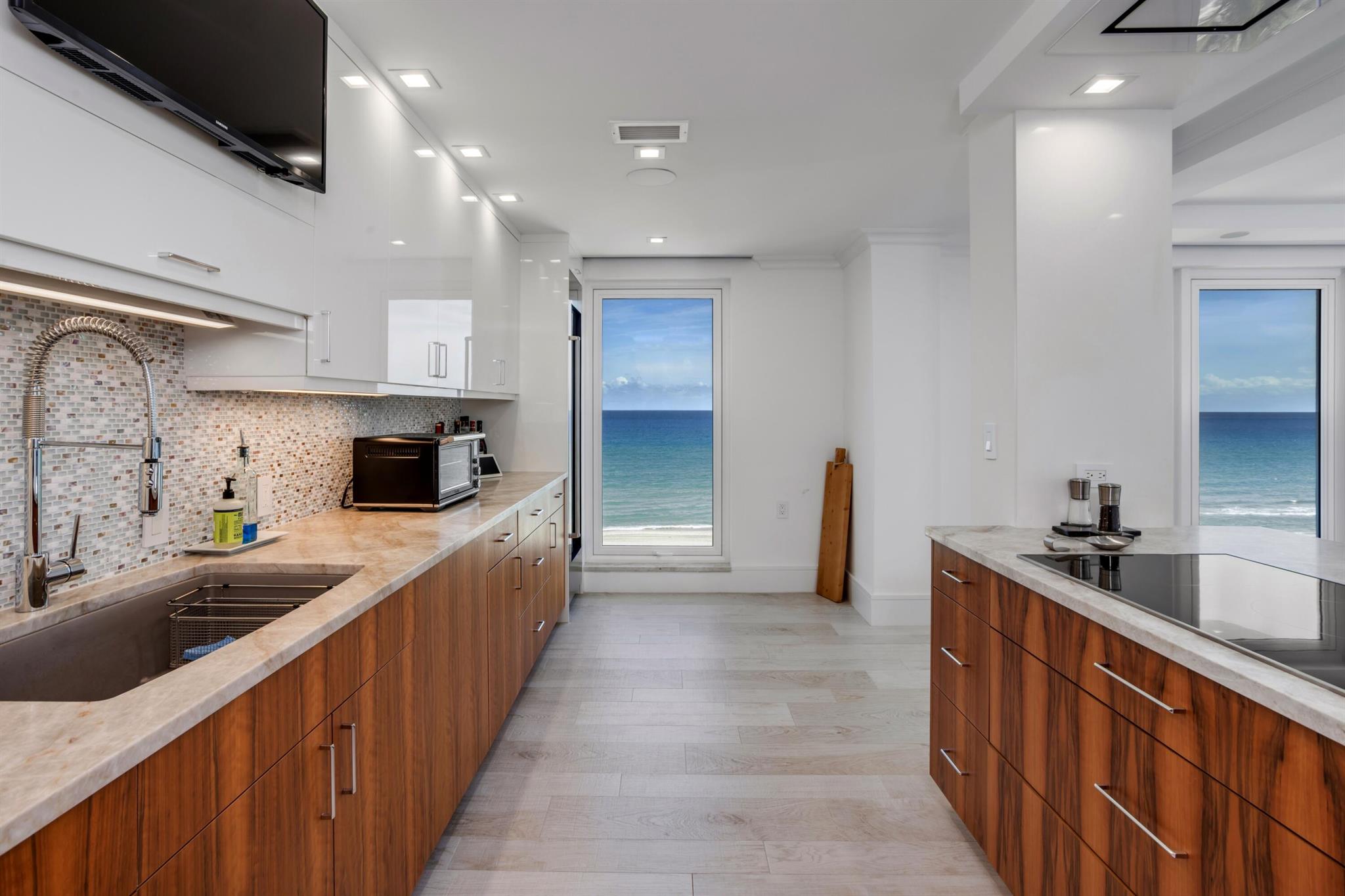 750 OCEAN - Residential