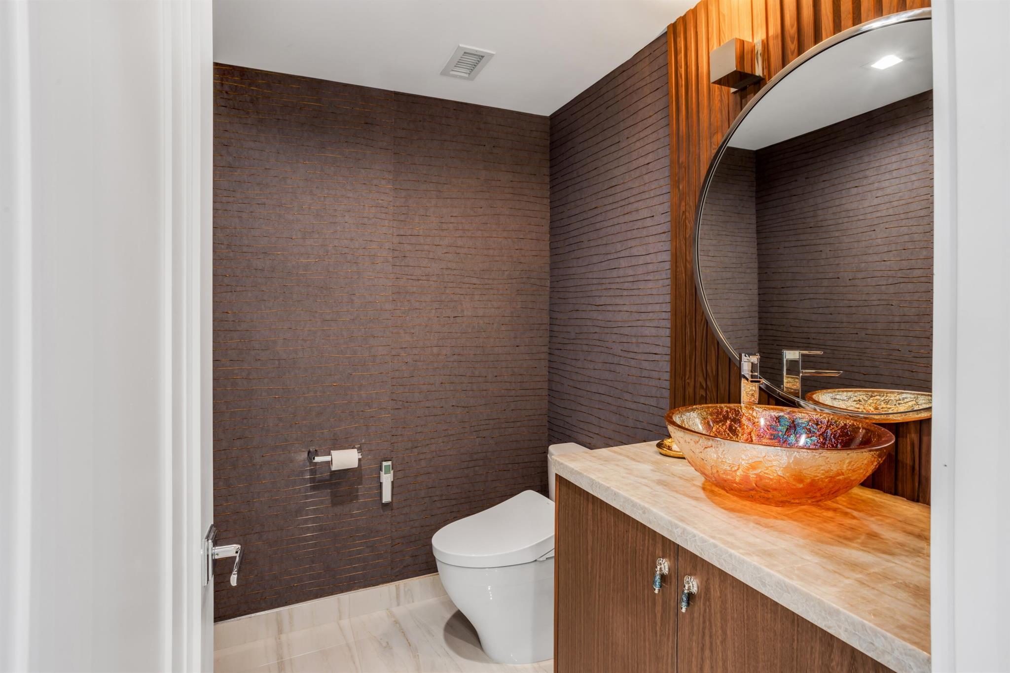 750 OCEAN - Residential