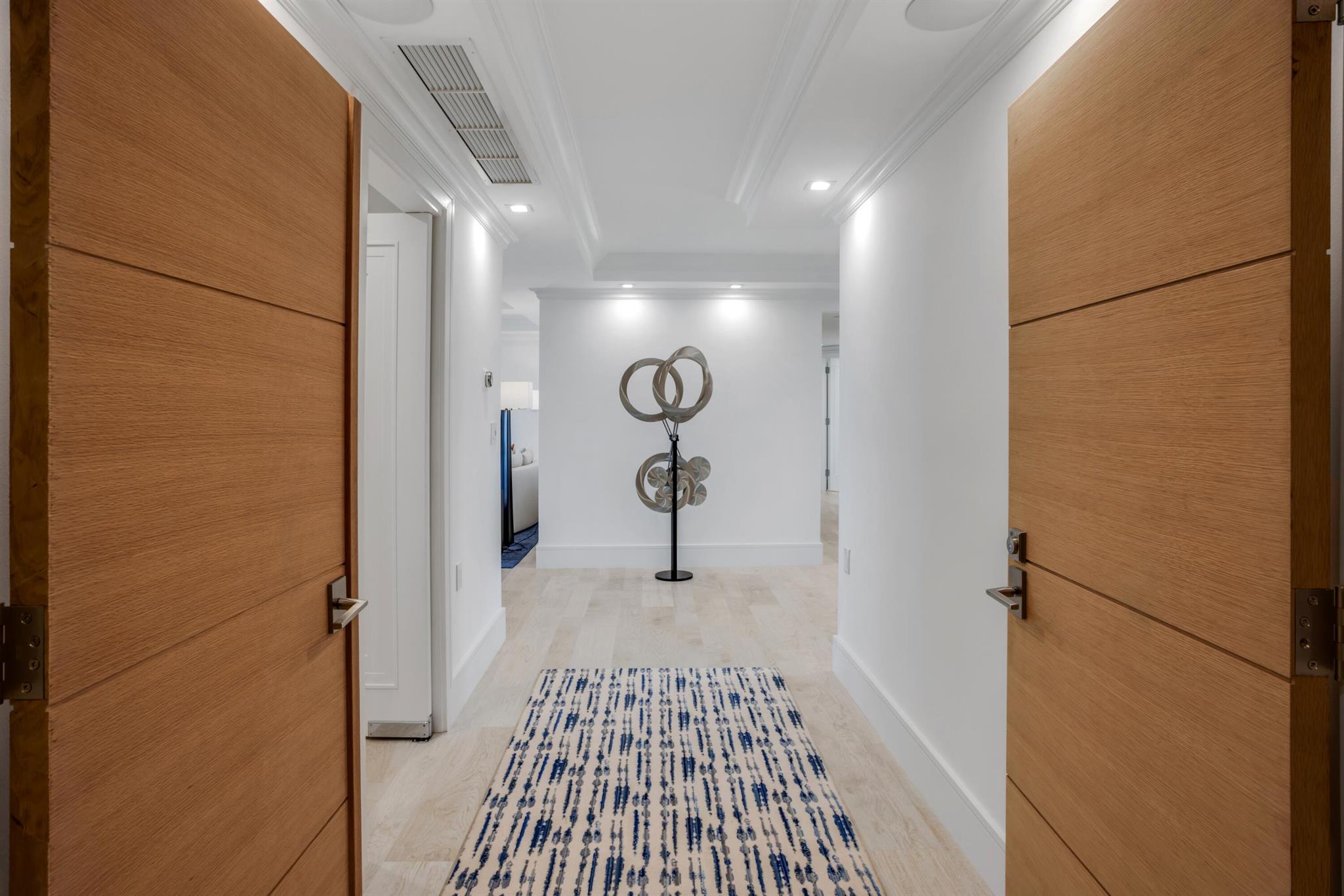 750 OCEAN - Residential