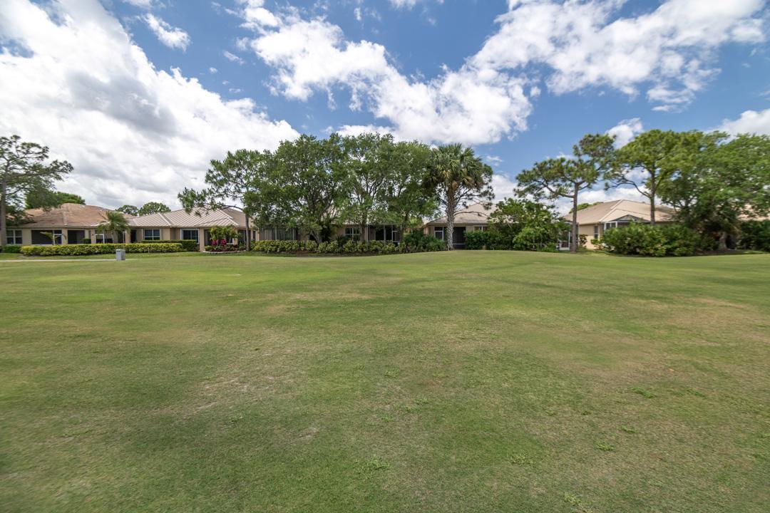 JENSEN BEACH GOLF AND COUNTRY CLUB - Residential