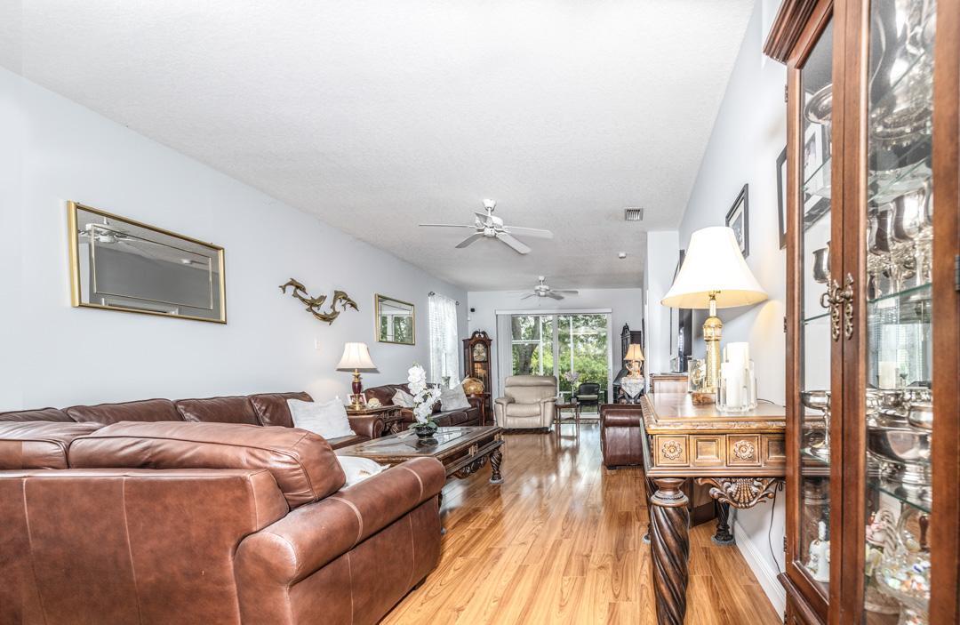 JENSEN BEACH GOLF AND COUNTRY CLUB - Residential