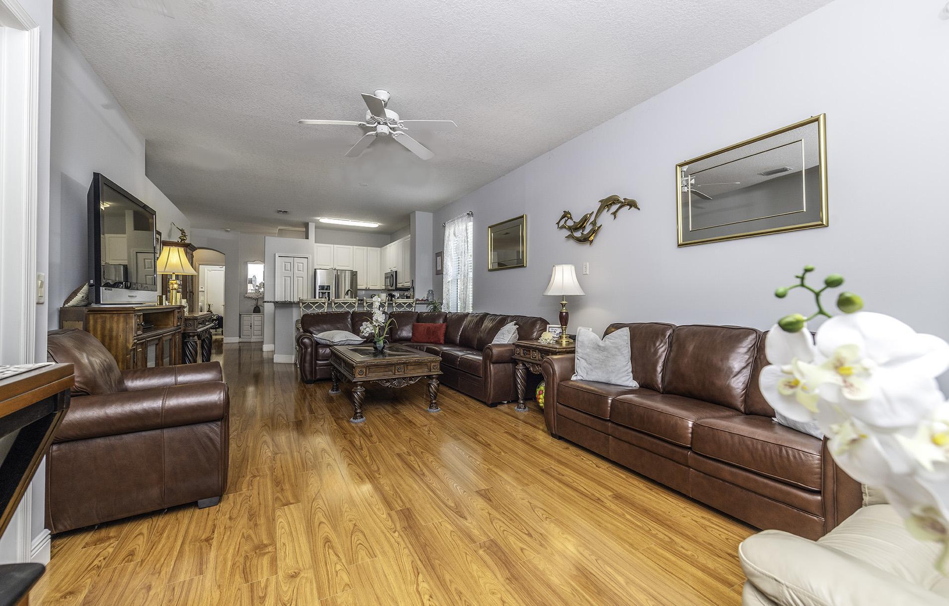 JENSEN BEACH GOLF AND COUNTRY CLUB - Residential