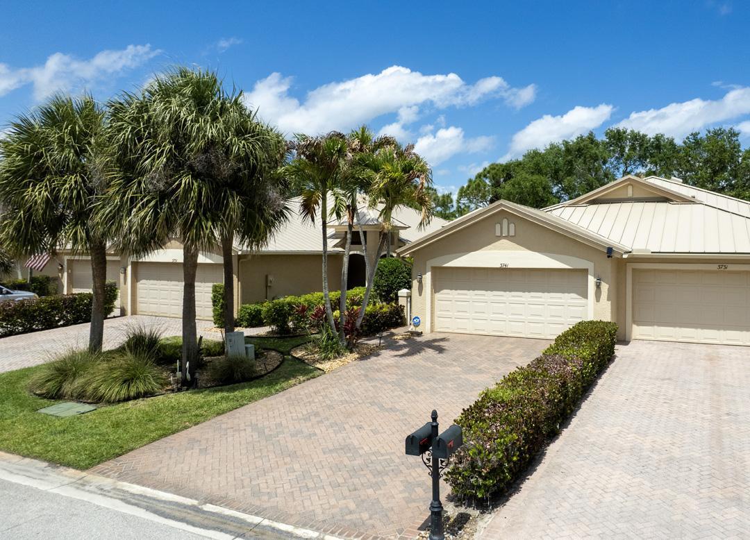 JENSEN BEACH GOLF AND COUNTRY CLUB - Residential