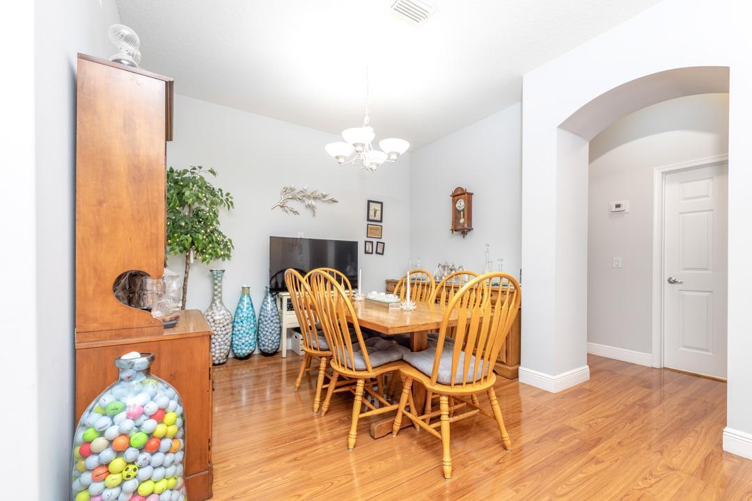 JENSEN BEACH GOLF AND COUNTRY CLUB - Residential