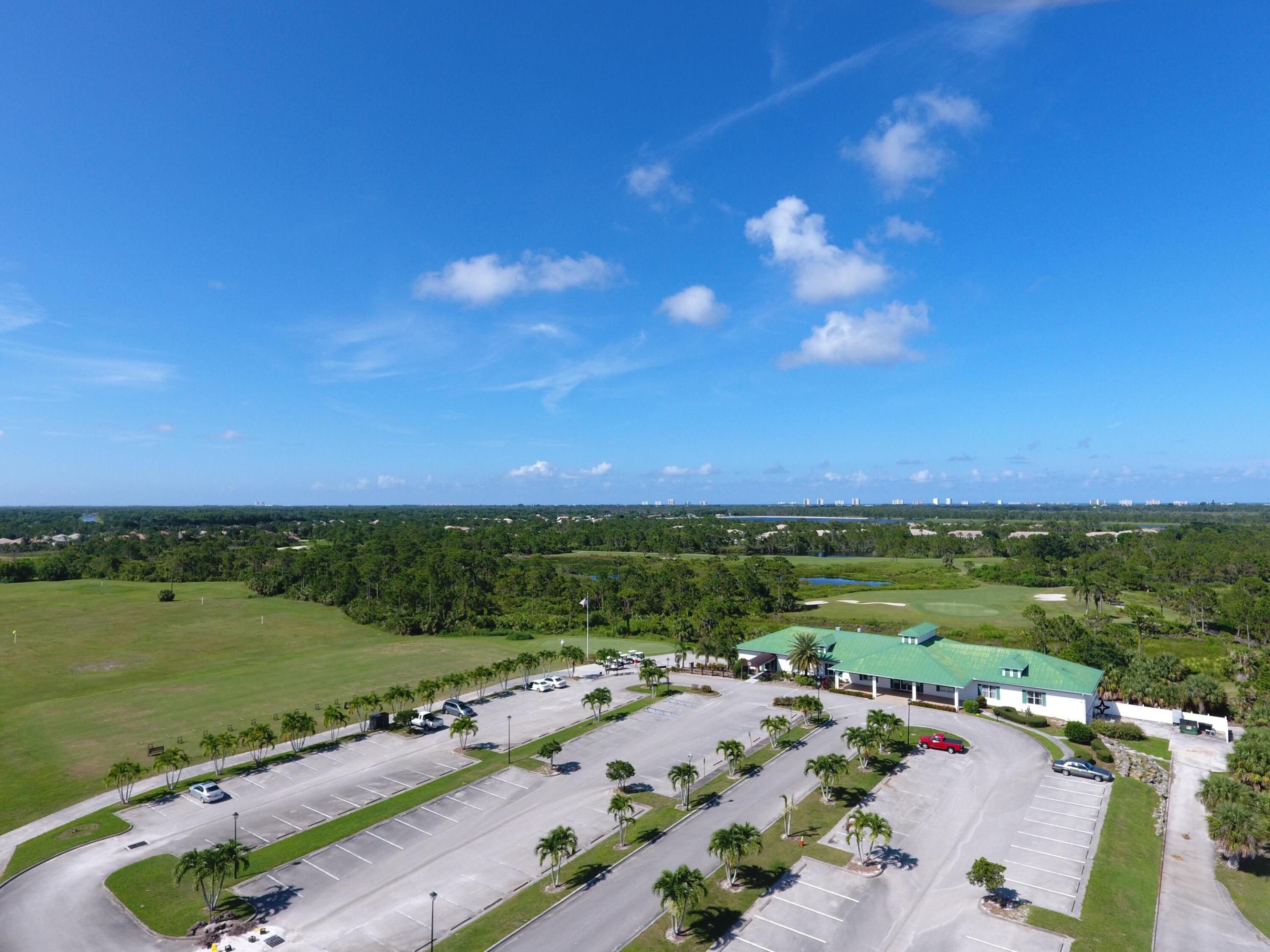 JENSEN BEACH GOLF AND COUNTRY CLUB - Residential