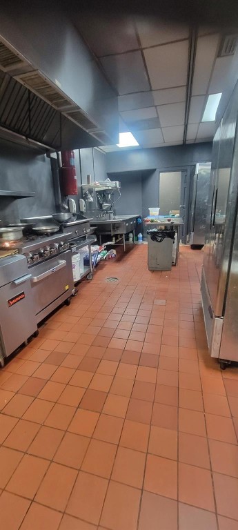 View photos, virtual tours, details...