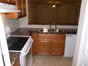 PALM LAKE CONDO - Residential Lease